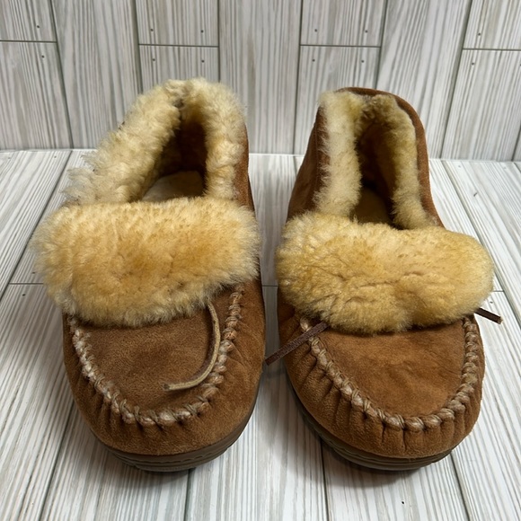 L.L. Bean Men’s Wicked Good‎ Moccasins Size 10 - Picture 1 of 11